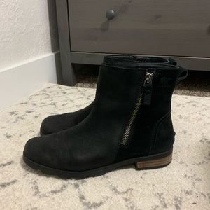 Women’s Sorel booties!
